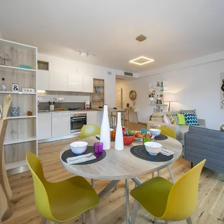 Blue View Lugano - Waterfront Cocoon Apartament